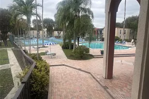 10820 N Kendall Dr, Miami, FL 33176 - Photo 1