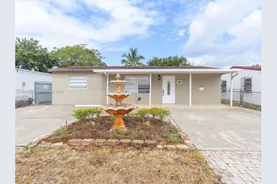 1321 SW 33rd Ter, Fort Lauderdale, FL 33312 - Photo 1