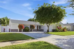 19463 NW 62nd Pl, Hialeah, FL 33015 - Photo 1