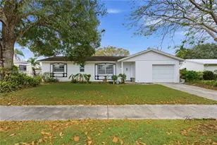 525 22nd Ave, Vero Beach, FL 32962 - Photo 1