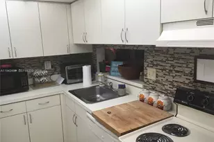 8015 SW 107th Ave, Miami, FL 33173 - Photo 1