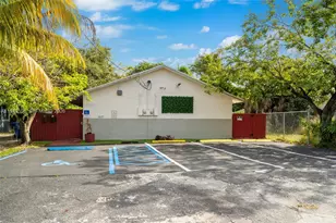 1112 NE 5th Ave, Fort Lauderdale, FL 33304 - Photo 1