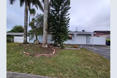 9940 SW 162nd St, Miami, FL 33157 - Photo 1