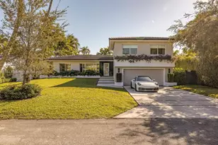 1226 NE 100th St, Miami Shores, FL 33138 - Photo 1