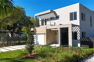 7310 SW 63rd Ct, South Miami, FL 33143 - Photo 1