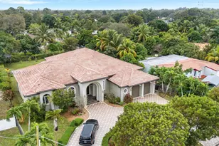 14781 S River Dr, Miami, FL 33167 - Photo 1