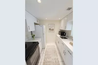 260 NW 107th Ave #212, Miami, FL 33172 - Photo 1