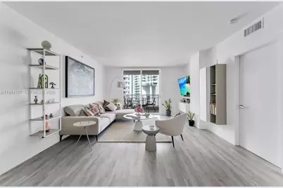 701 Brickell Key Blvd #1506, Miami, FL 33131 - Photo 1