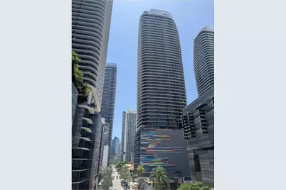 55 SW 9th St #3702, Miami, FL 33130 - Photo 1