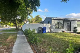 841 N 69th Ave, Hollywood, FL 33024 - Photo 1