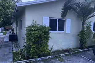 2407 SW 42nd Ave, Fort Lauderdale, FL 33317 - Photo 1