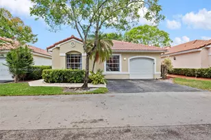 955 Azure Ln, Weston, FL 33326 - Photo 1