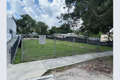 2720 SW 17th St, Miami, FL 33145 - Photo 1