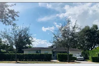 1240 S Alhambra Cir, Coral Gables, FL 33146 - Photo 1