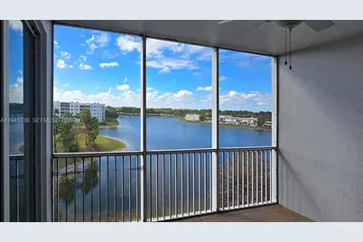 10730 NW 66th St #502, Doral, FL 33178 - Photo 1