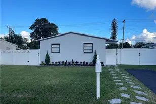 1541 N 71st Terrace, Hollywood, FL 33024 - Photo 1