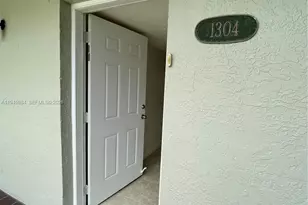 10090 NW 80th Ct, Hialeah Gardens, FL 33016 - Photo 1
