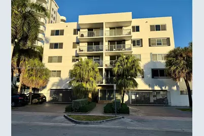 1605 Bay Rd #407, Miami Beach, FL 33139 - Photo 1