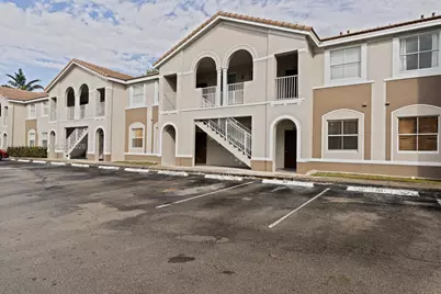 1663 SE 27th Dr #105, Homestead, FL 33035 - Photo 1