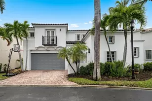 20920 NE 32nd Ave, Aventura, FL 33180 - Photo 1