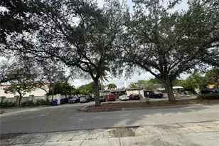 921 N 17th Ct, Hollywood, FL 33020 - Photo 1