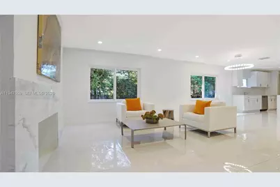 7710 Beachview Dr, North Bay Village, FL 33141 - Photo 1