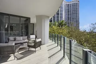 2831 S Bayshore Dr, Miami, FL 33133 - Photo 1