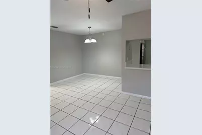 10037 Winding Lake Rd #204, Sunrise, FL 33351 - Photo 1