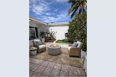 2104 N 14th Ct, Hollywood, FL 33020 - Photo 1