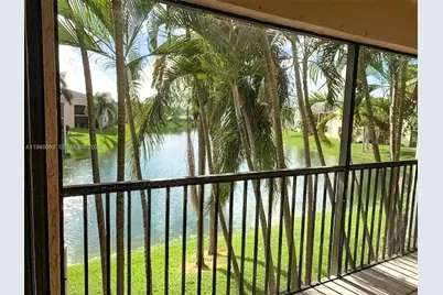 900 Constitution Dr #900I, Homestead, FL 33034 - Photo 1