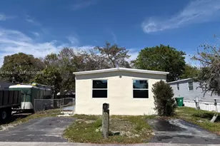 13361 SW 9th Ct, Davie, FL 33325 - Photo 1