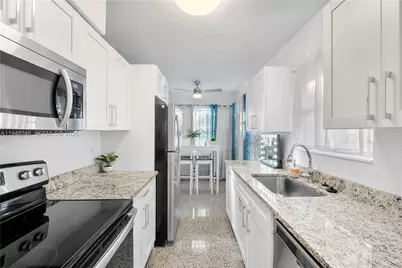 1821 SW 11th Ct #Front, Fort Lauderdale, FL 33312 - Photo 1