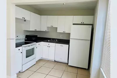 4605 NW 9th Dr #4605, Plantation, FL 33317 - Photo 1