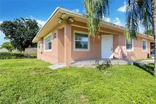 2536 Cleveland St, Hollywood, FL 33020 - Photo 1
