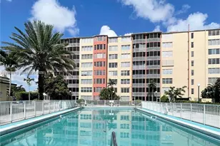 1780 NE 191st St, Miami, FL 33179 - Photo 1