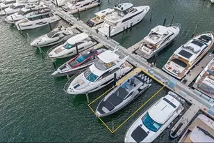 17211 Biscayne Blvd, North Miami Beach, FL 33160 - Photo 1