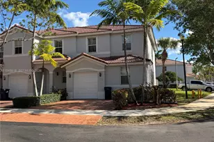 20715 NE 10th Ct, Miami, FL 33179 - Photo 1