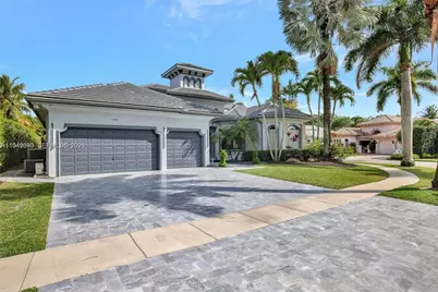 11098 Canary Island Ct, Plantation, FL 33324 - Photo 1