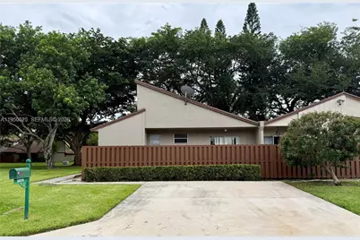22279 Woodborn Dr, Boca Raton, FL 33428 - Photo 1