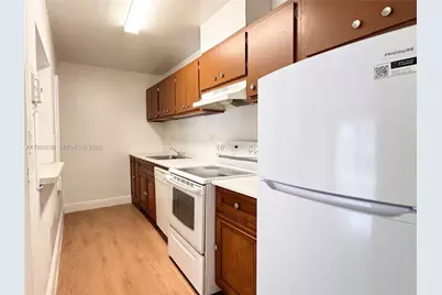 4154 NW 79th Ave #2B, Doral, FL 33166 - Photo 1