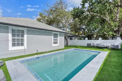 270 NW 41st St #0, Miami, FL 33127 - Photo 1