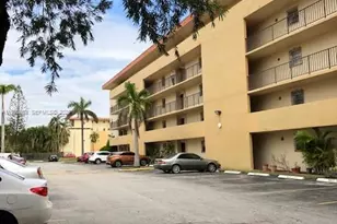 8889 Fontainebleau Blvd, Miami, FL 33172 - Photo 1