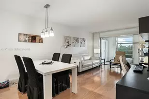 9370 Sunrise Lakes Blvd, Sunrise, FL 33322 - Photo 1