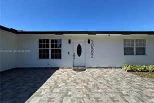 10502 SW 77th Ct, Pinecrest, FL 33156 - Photo 1
