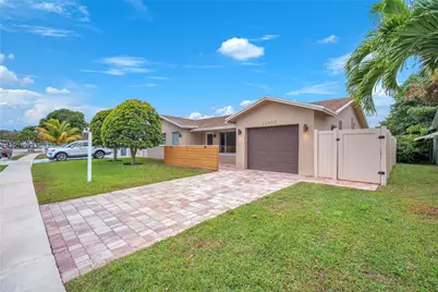 22599 SW 65th Ave, Boca Raton, FL 33428 - Photo 1