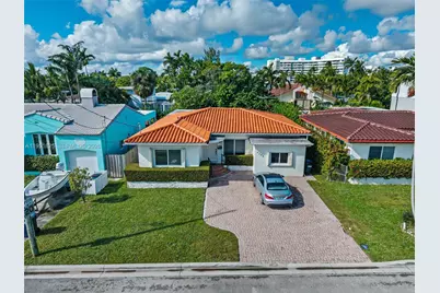 9248 Dickens Ave, Surfside, FL 33154 - Photo 1