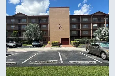 100 SW 130th Ter #106C, Pembroke Pines, FL 33027 - Photo 1