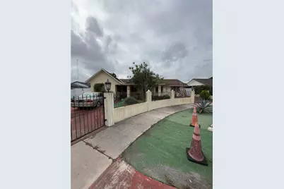 530 SW 101st Ct, Miami, FL 33174 - Photo 1