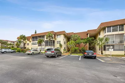 3071 NW 47th Ter #323, Lauderdale Lakes, FL 33313 - Photo 1