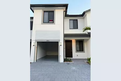 18974 SW 345th Terrace, Florida City, FL 33034 - Photo 1